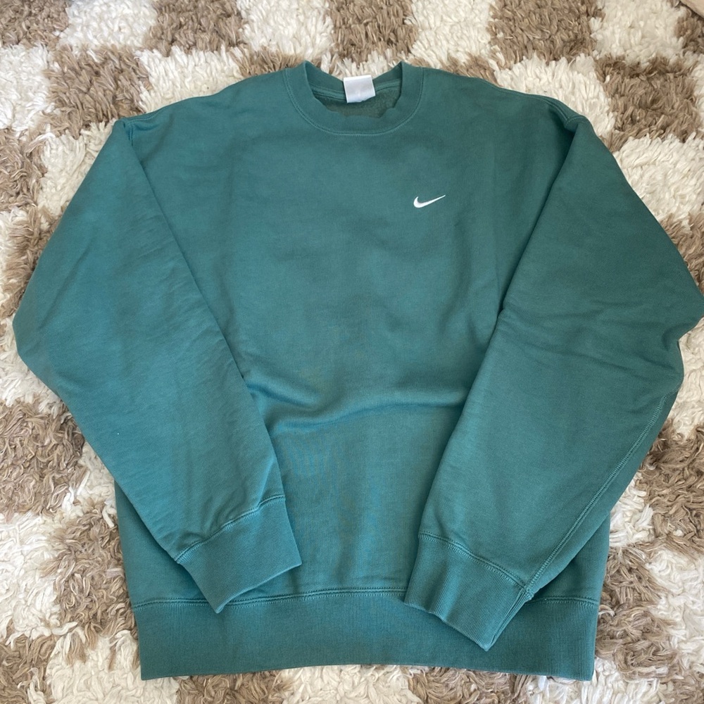 Nike crewneck sweatshirt